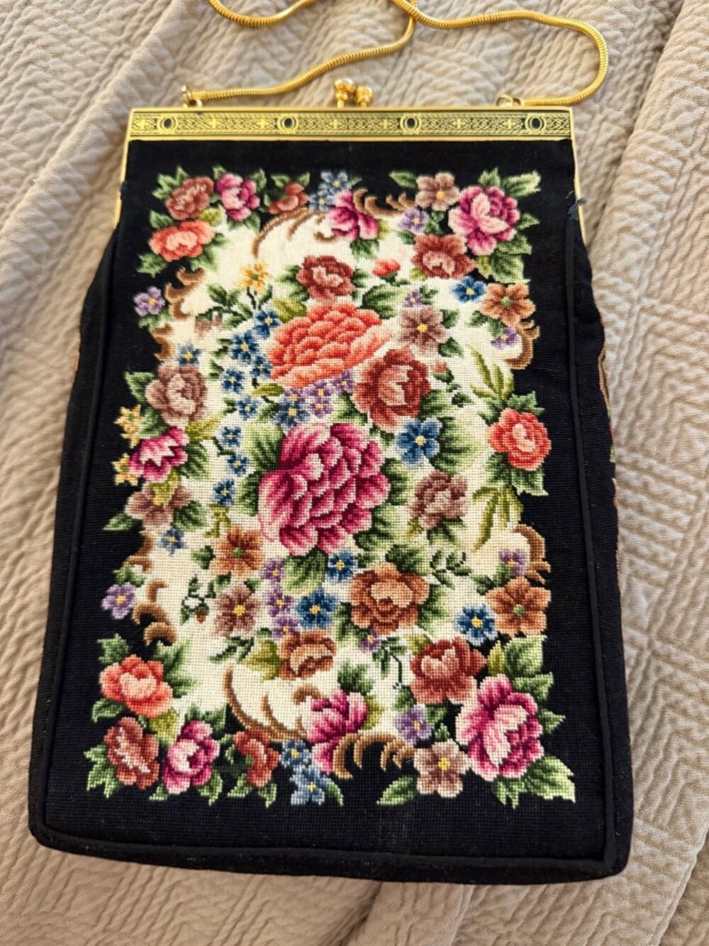Vintage Womens Tapestry Needlepoint Clutch Purse Gold Tone Floral Cottage core - Picture 14 of 14